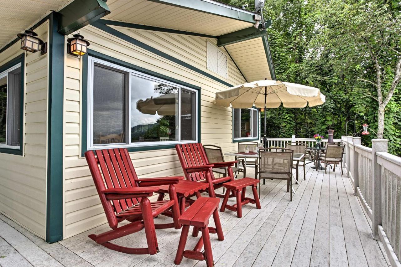 Secluded Mountain Home With Stunning Views And Deck! Bryson City Eksteriør billede