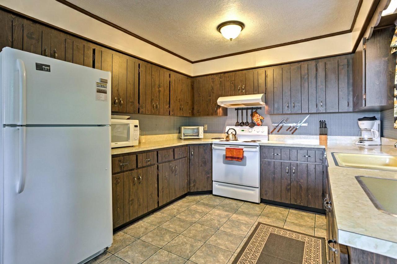 Secluded Mountain Home With Stunning Views And Deck! Bryson City Eksteriør billede